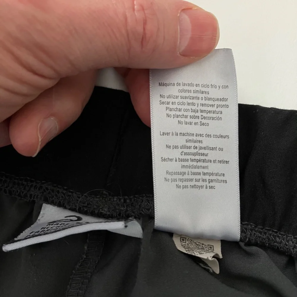 ASICS Men's XL Gray with Black Workout Shorts MEN'S 9IN ASICS MIXER SHORT - Picture 9 of 14